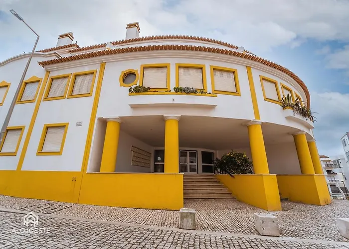 Maria Sabe - * Santa Cruz (Oeste)